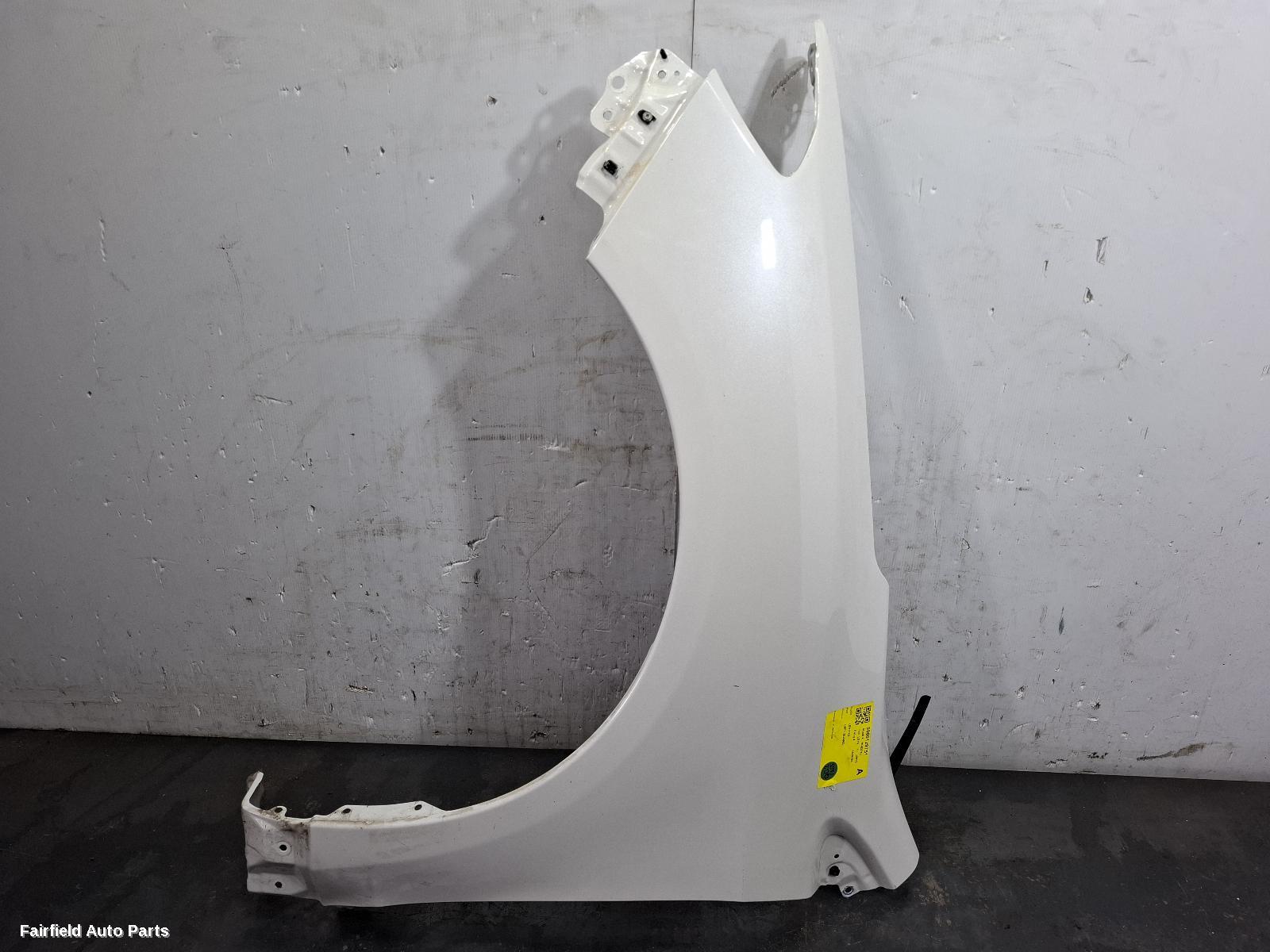 2016-2020 Subaru Levorg Left Guard
