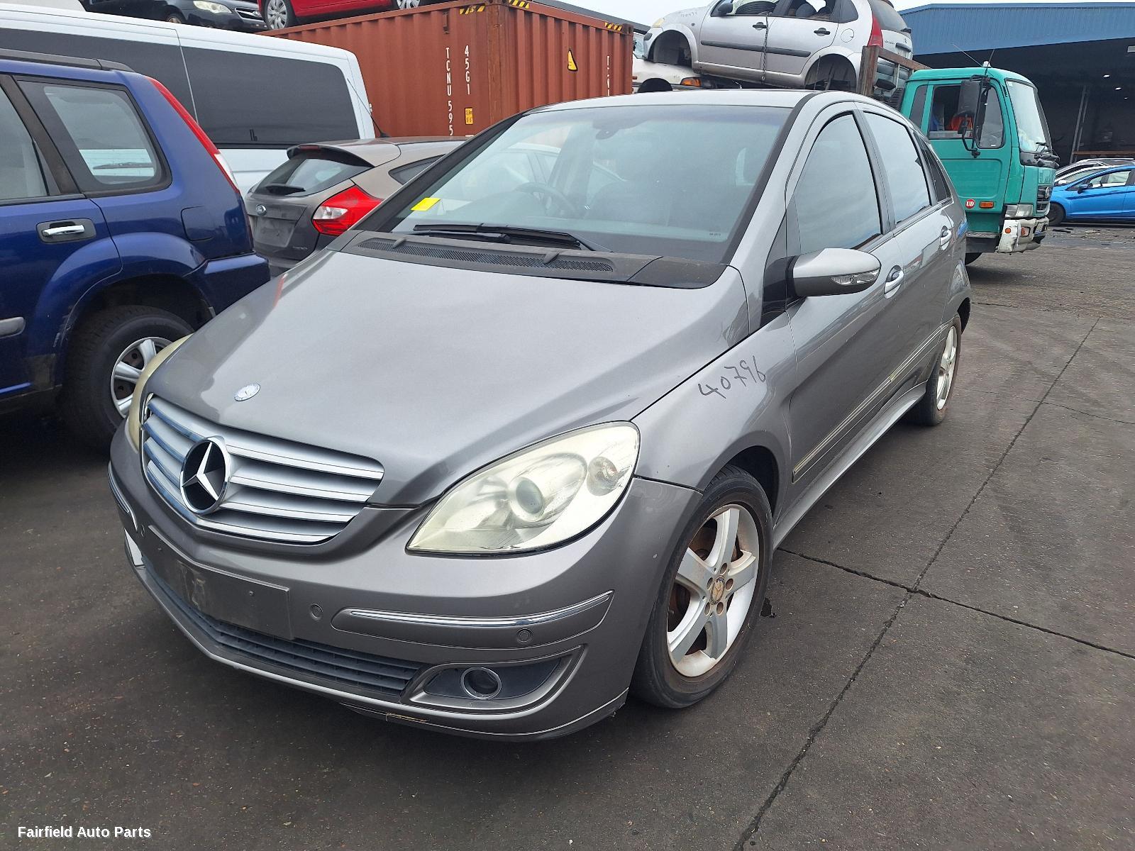 2007 Mercedes B Class Right Front Window Reg Motor