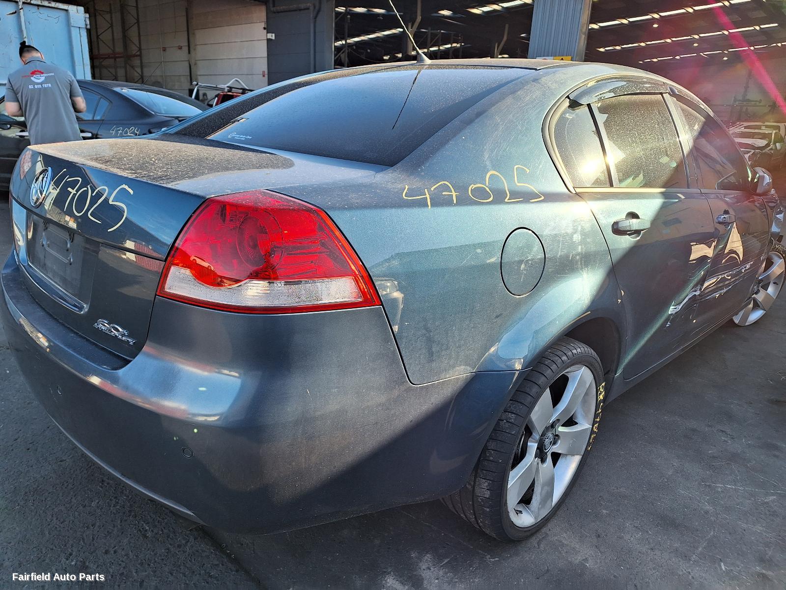 2008 Holden Commodore Grille