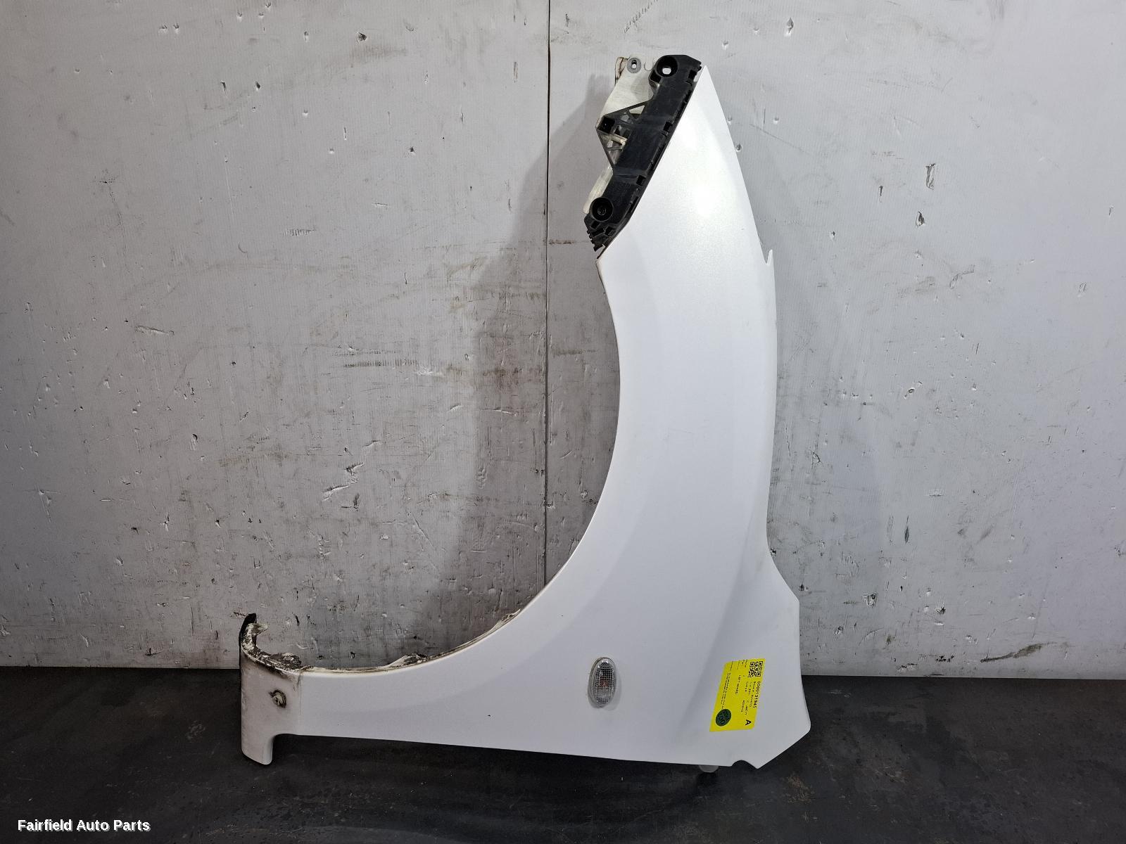 2009-2013 Mazda 3 Left Guard