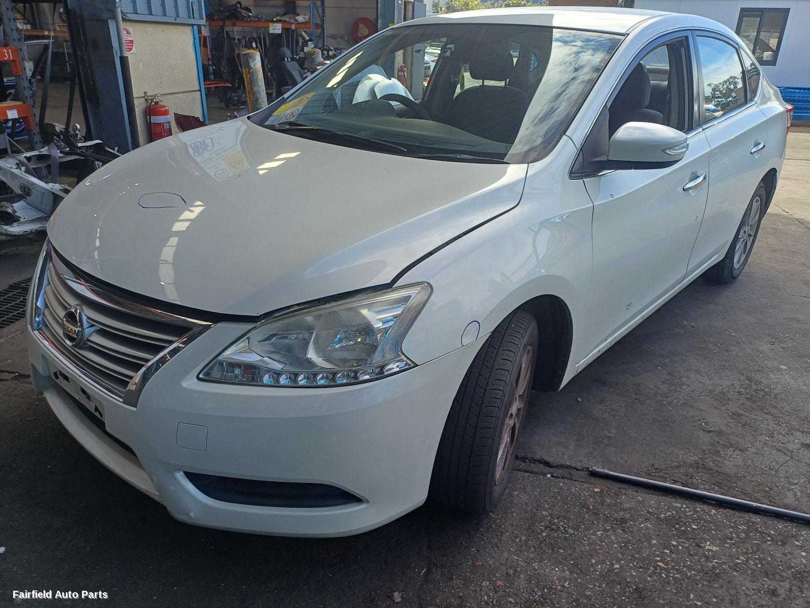 2016 Nissan Pulsar Left Headlamp