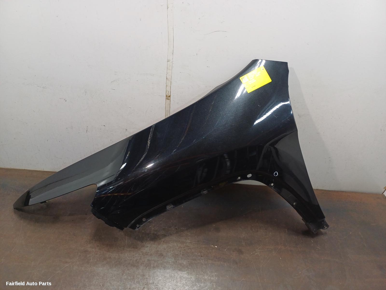 2014-2018 Jeep Cherokee Left Guard