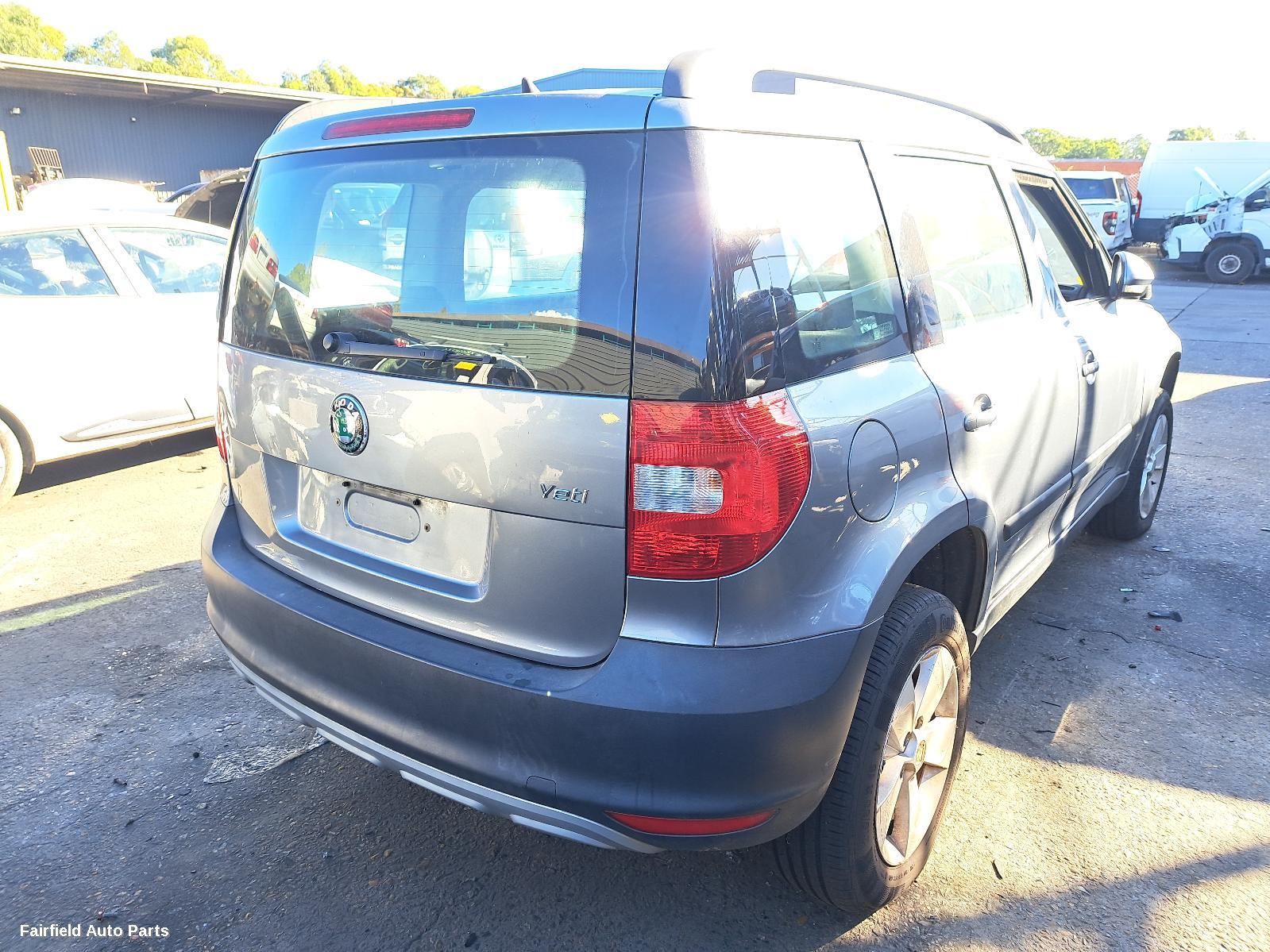 2013 Skoda Yeti Overflow Bottle
