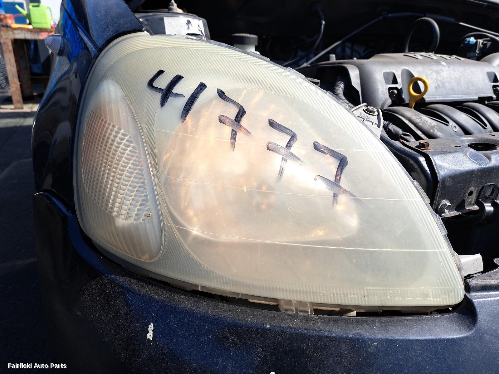 2001 Toyota Echo Right Headlamp