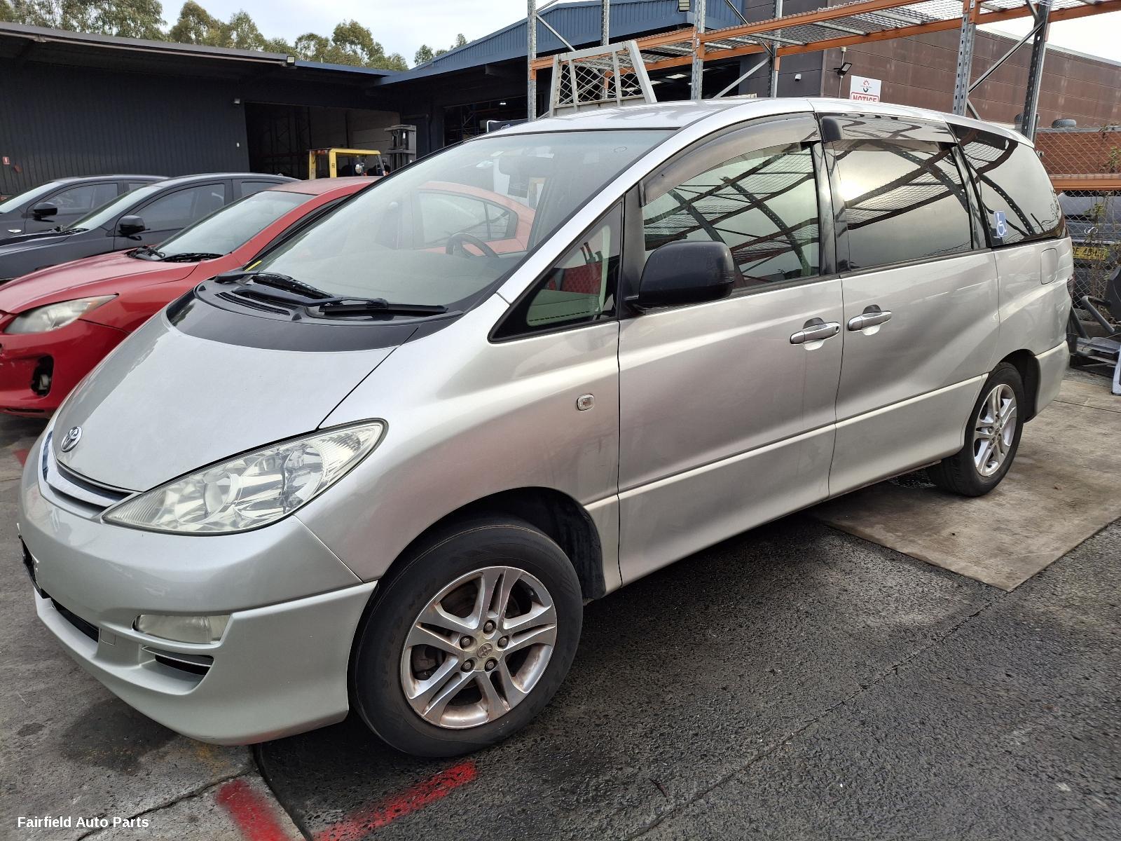 2003 Toyota Estima Right Headlamp