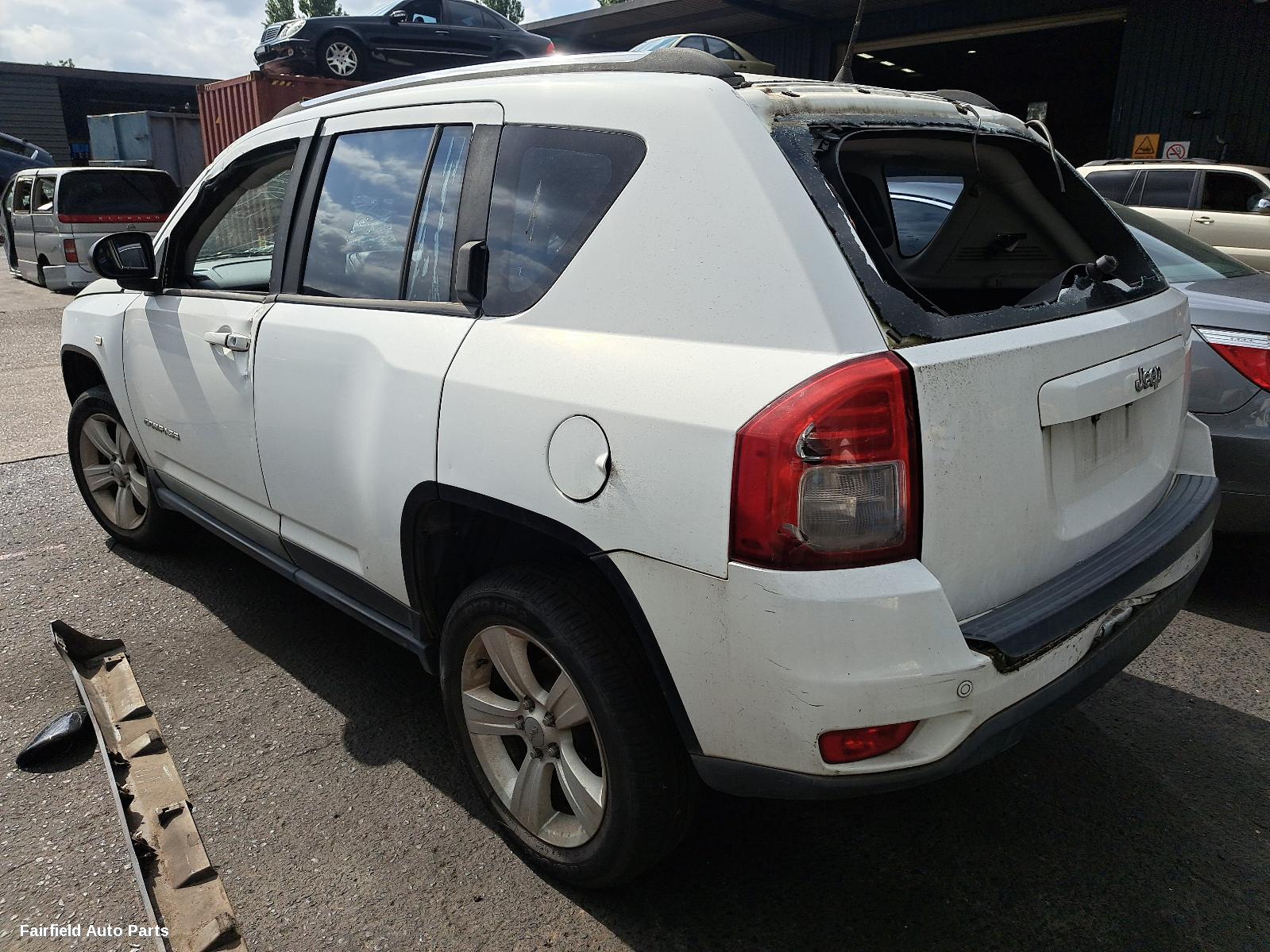 2012 Jeep Compass Left Rear Door Sliding