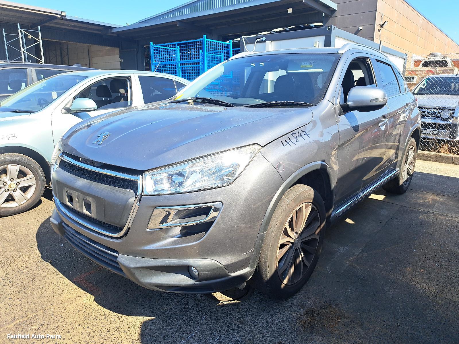 2013 Peugeot 4008 Left Rear Door Window