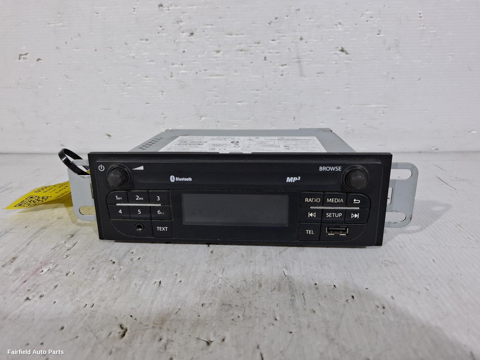 2015-2021 Renault Trafic Radio Cd Dvd Sat Tv