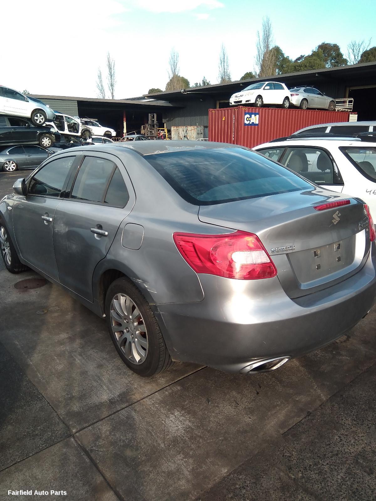 2010 Suzuki Kizashi Left Headlamp