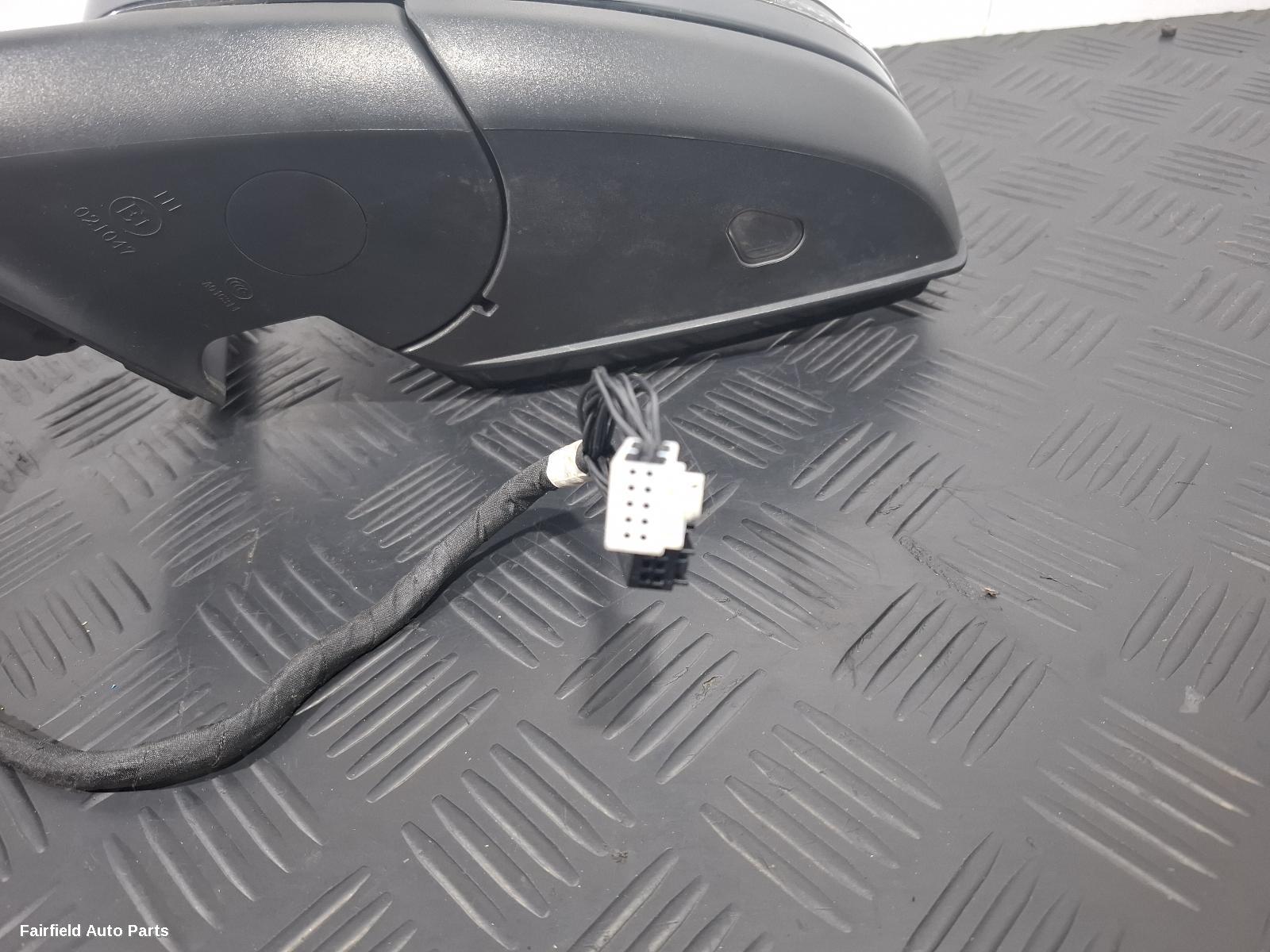 2013-2015 Mercedes Cla Class Left Door Mirror