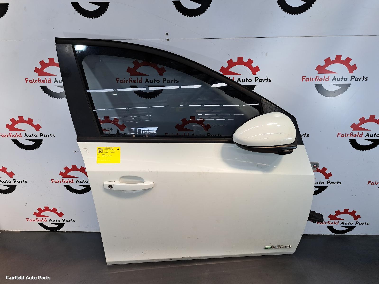 2011 Holden Cruze Right Front Door