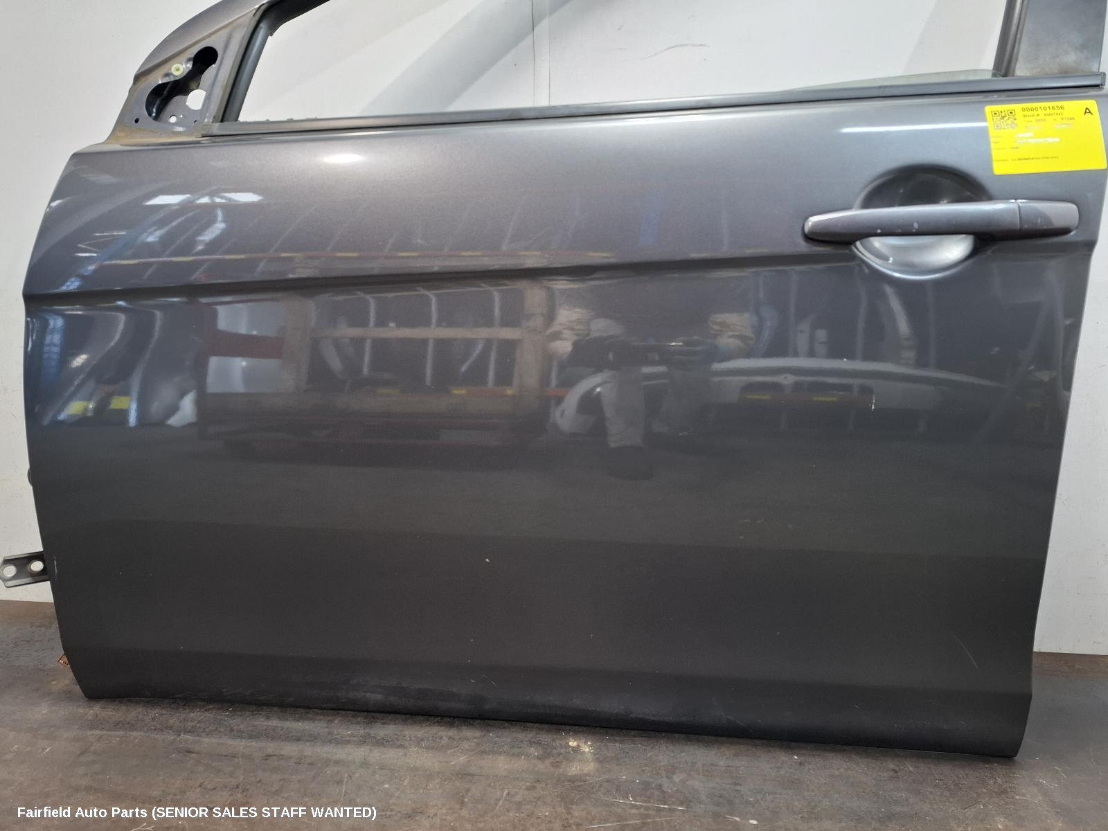 2011 Mitsubishi Lancer Left Front Door