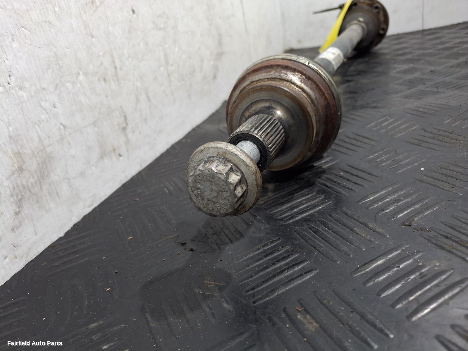 2016-2023 Skoda Superb Left Driveshaft