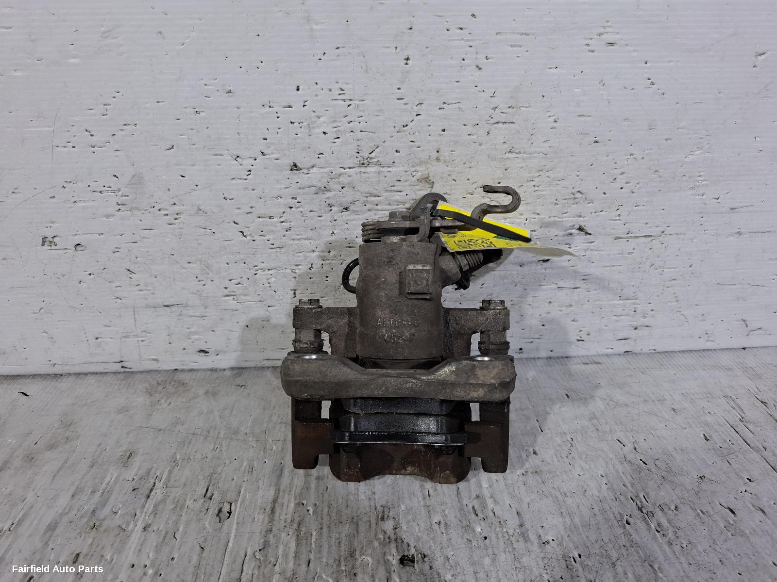 2008-2016 Volkswagen Golf Caliper