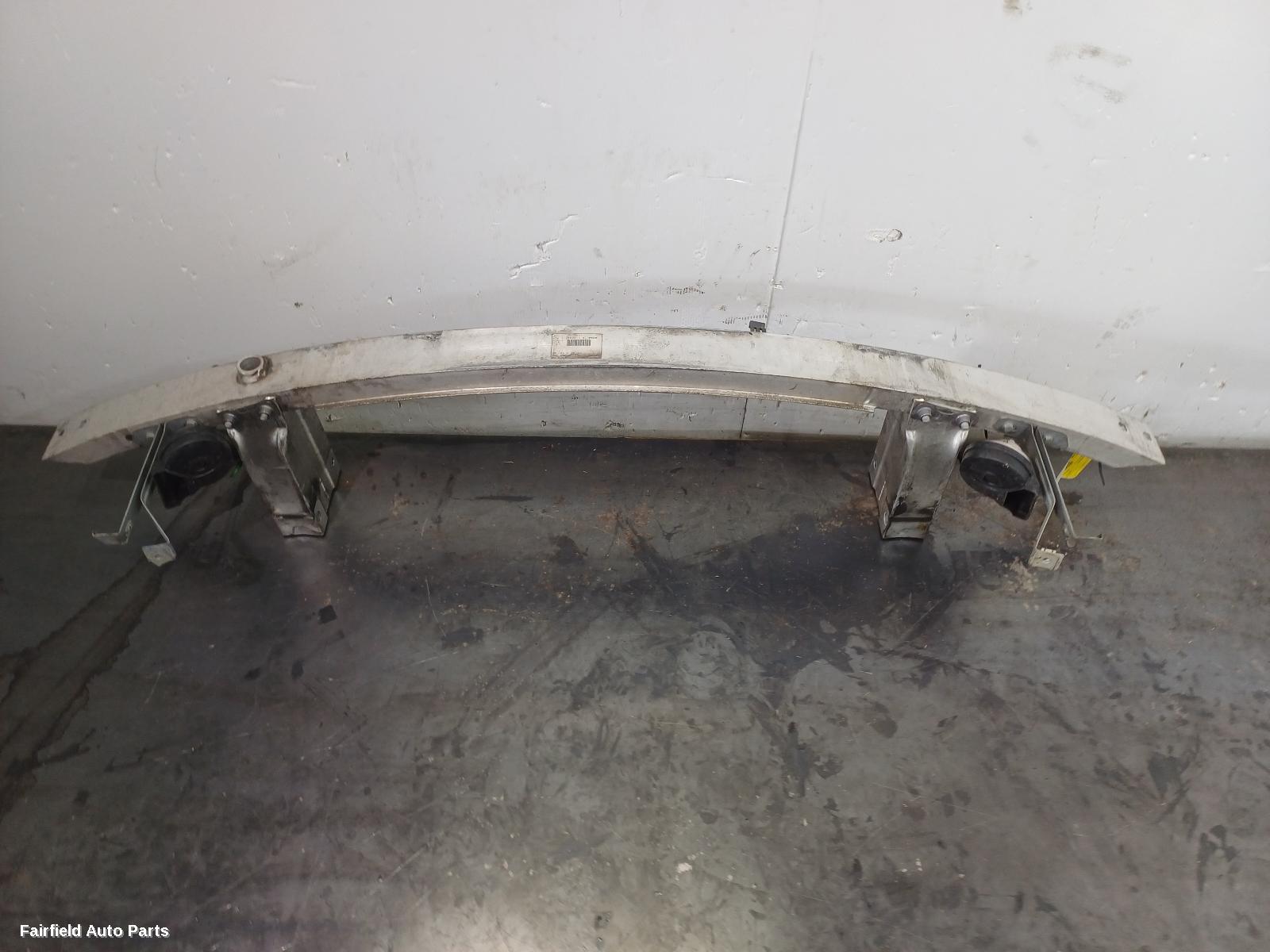 2011-2014 Mercedes C Class F Bar Reinforc Brack