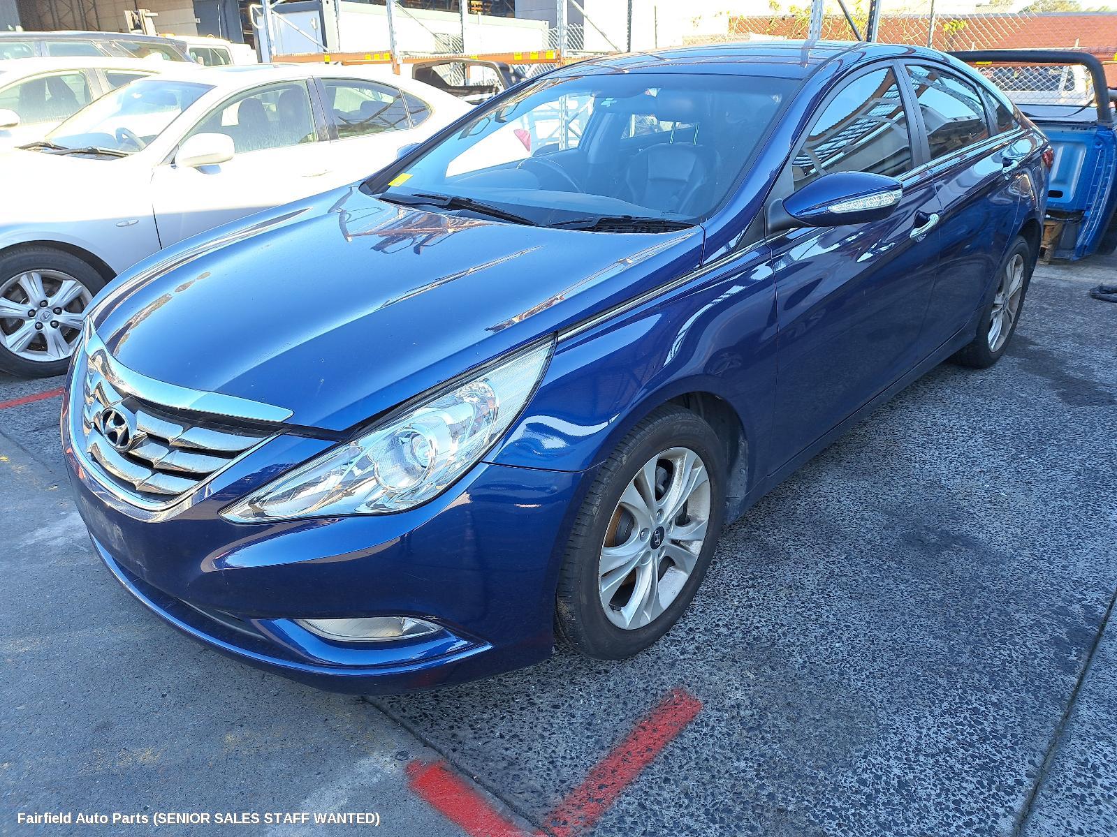 2010 Hyundai I45 Left Door Mirror