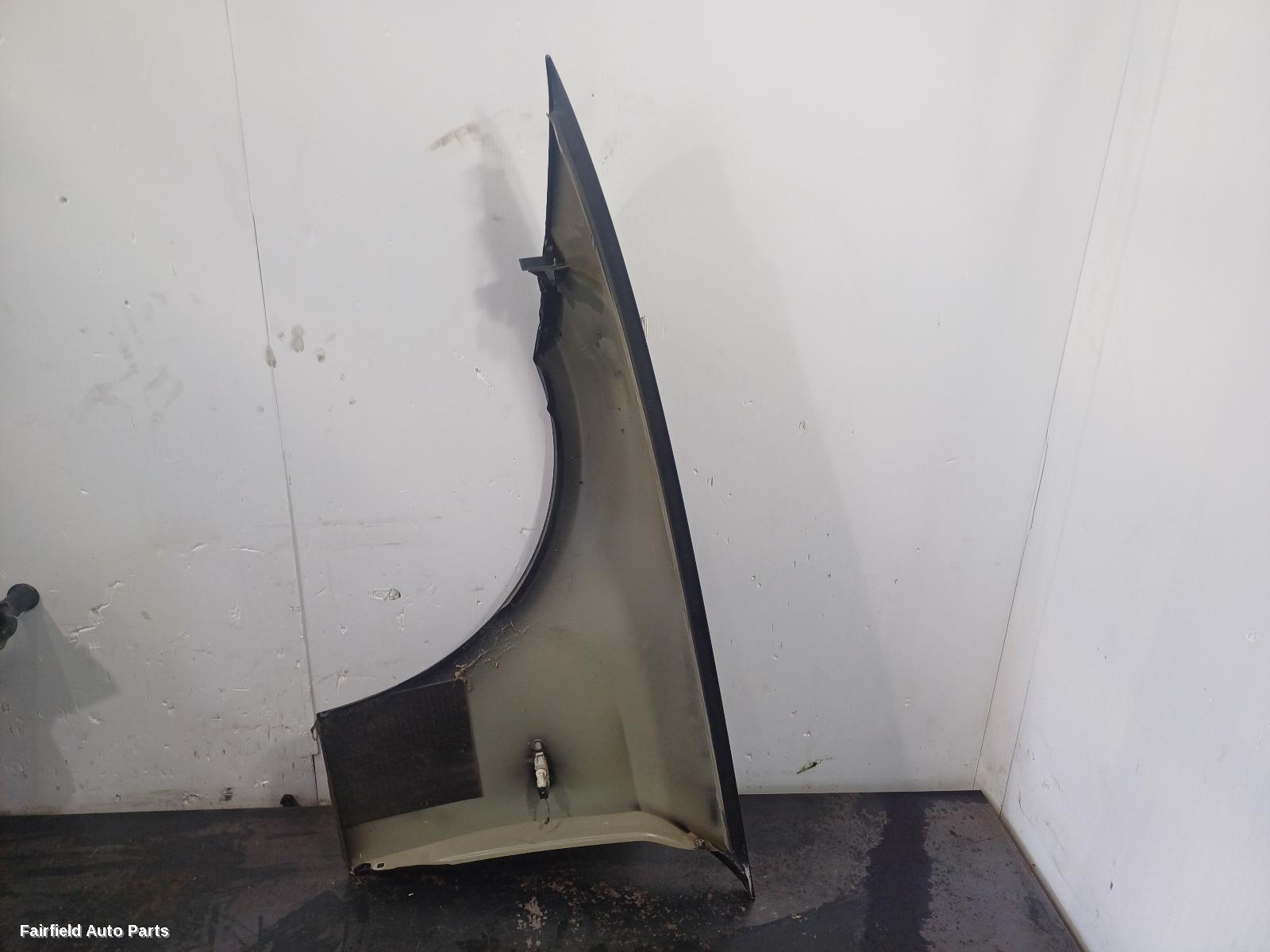 2005-2012 Bmw 3 Series Right Guard