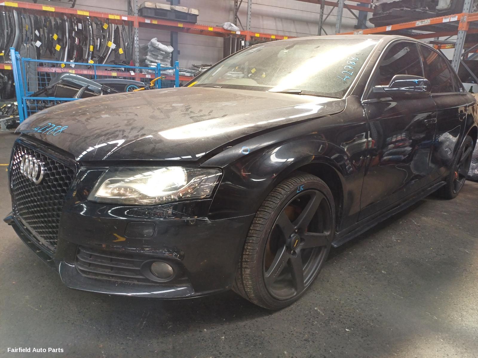 2009 Audi A4 Left Taillight