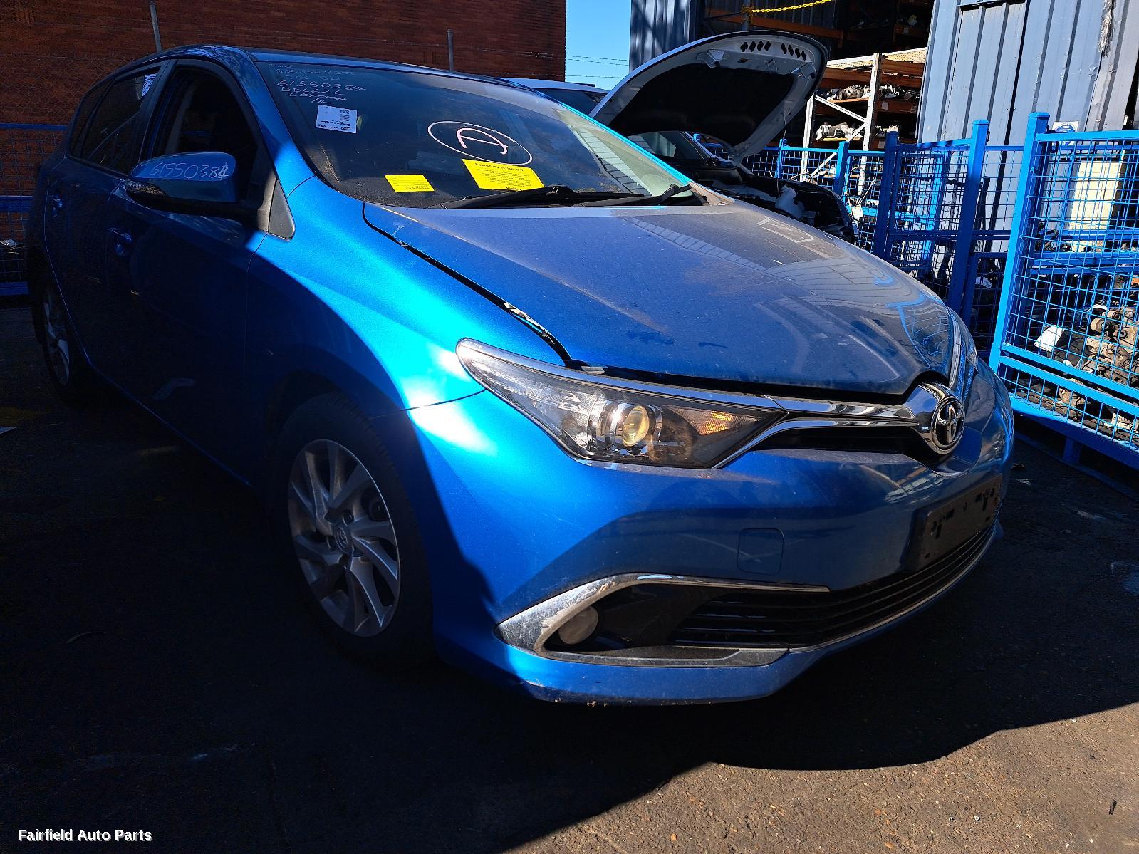 2016 Toyota Corolla Right Taillight