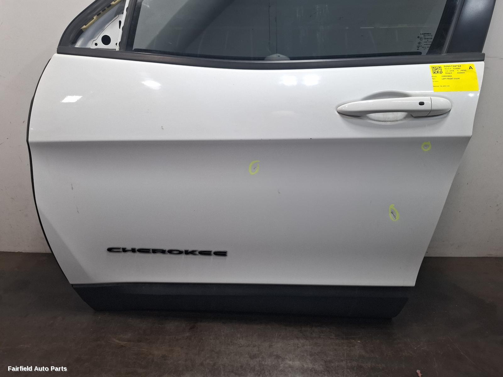 2014-2022 Jeep Cherokee Left Front Door