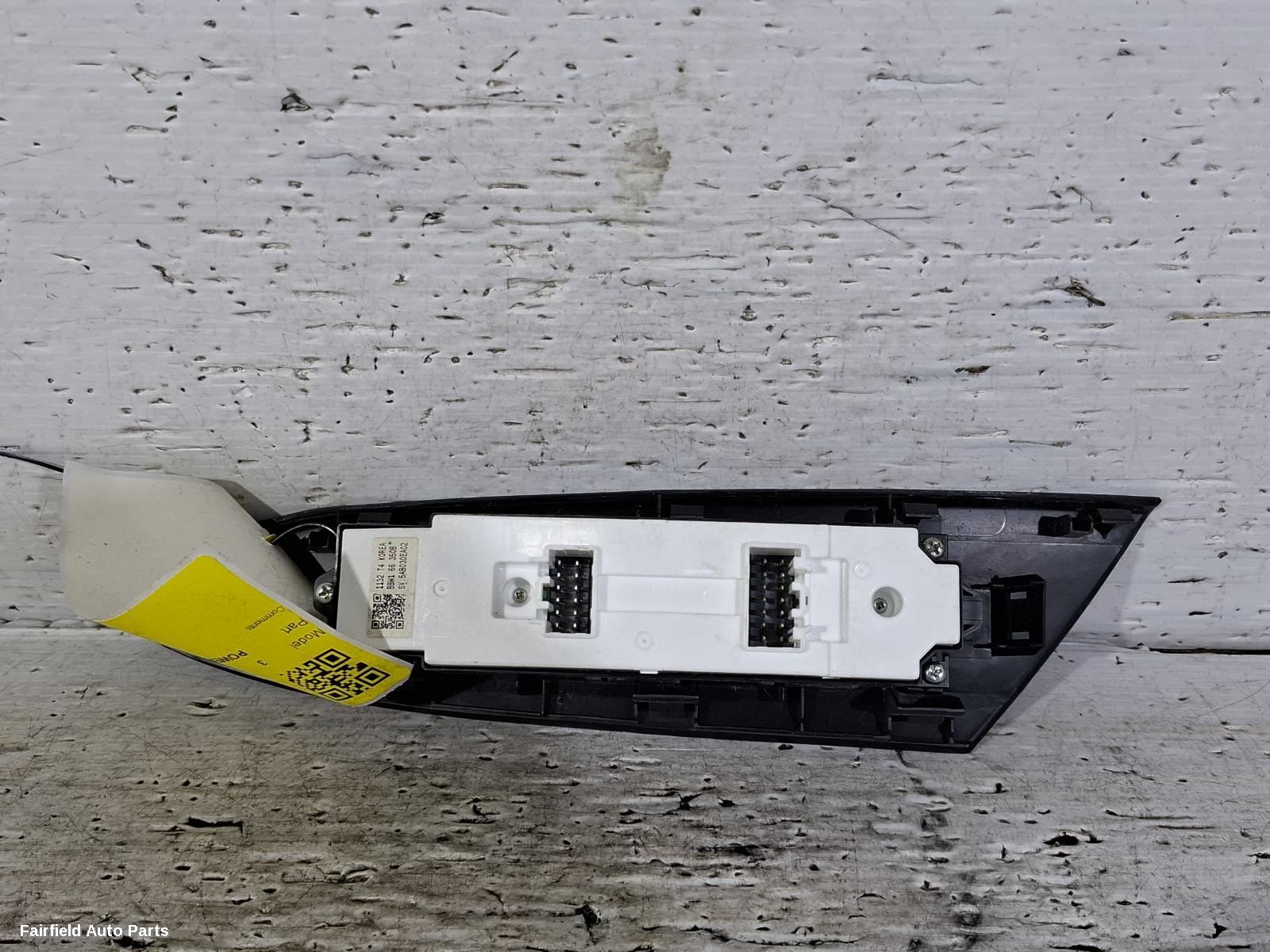 2009-2013 Mazda 3 Pwr Dr Wind Switch