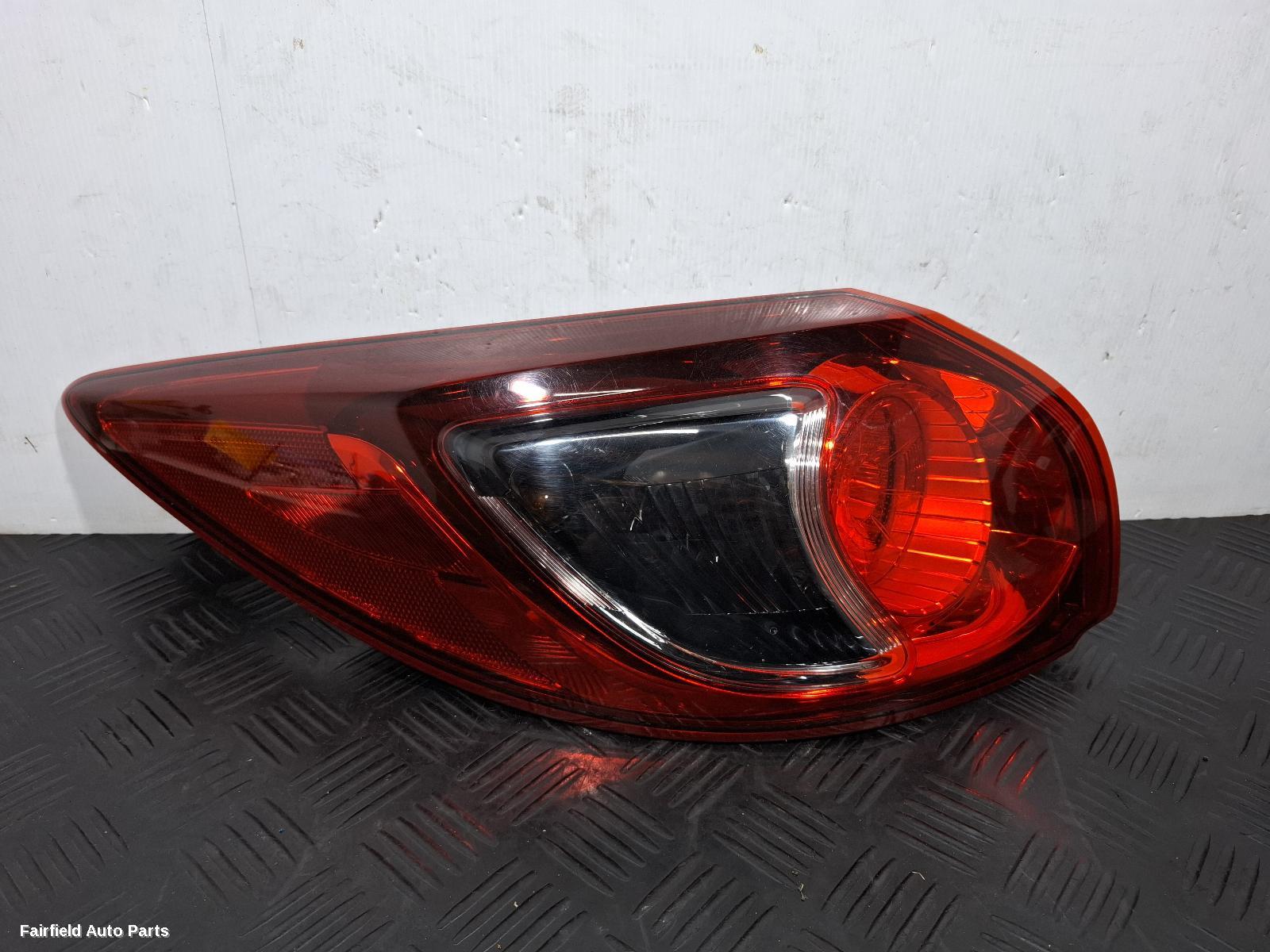 2012-2016 Mazda Cx5 Left Taillight