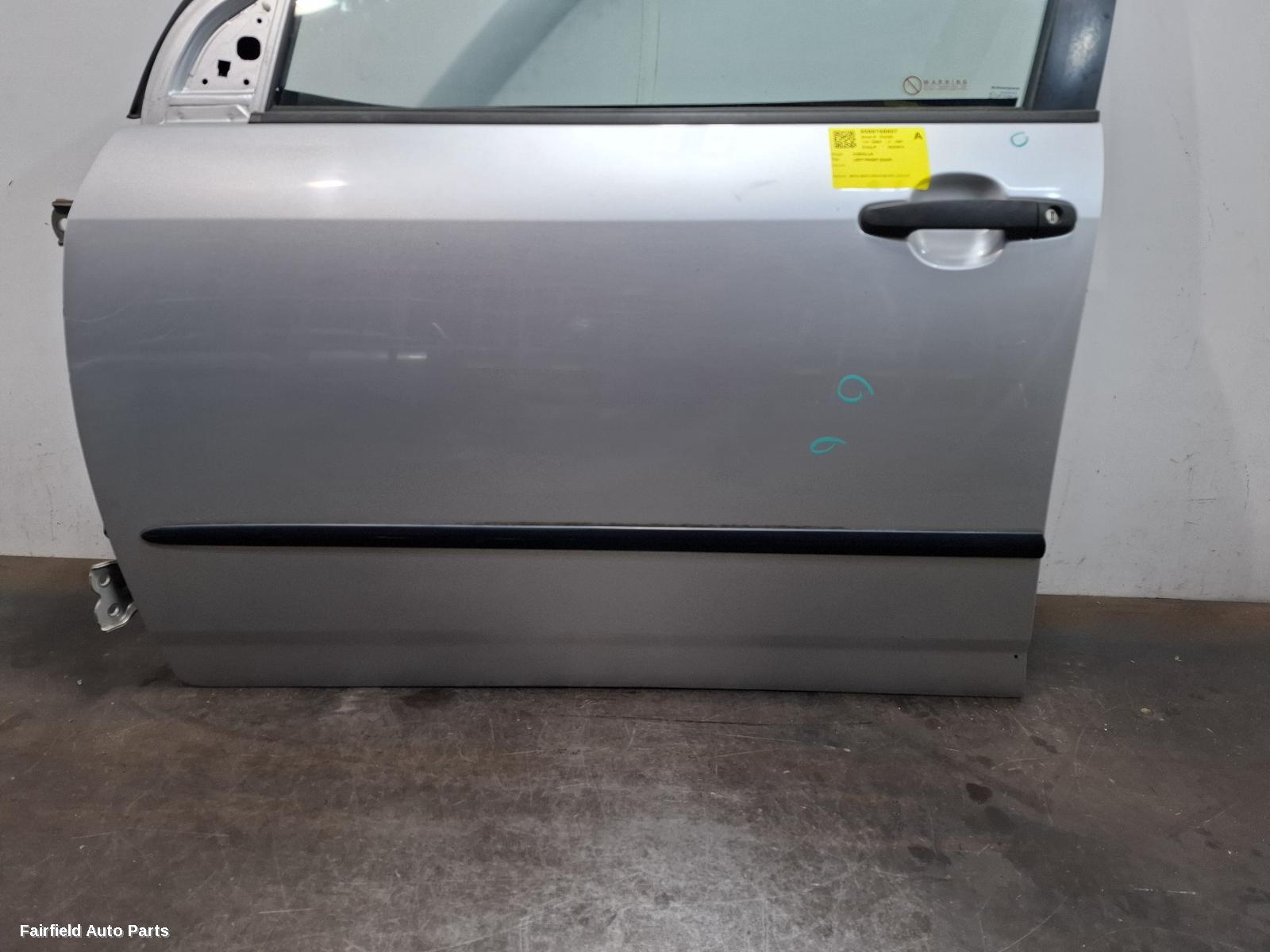 2003-2007 Toyota Corolla Left Front Door