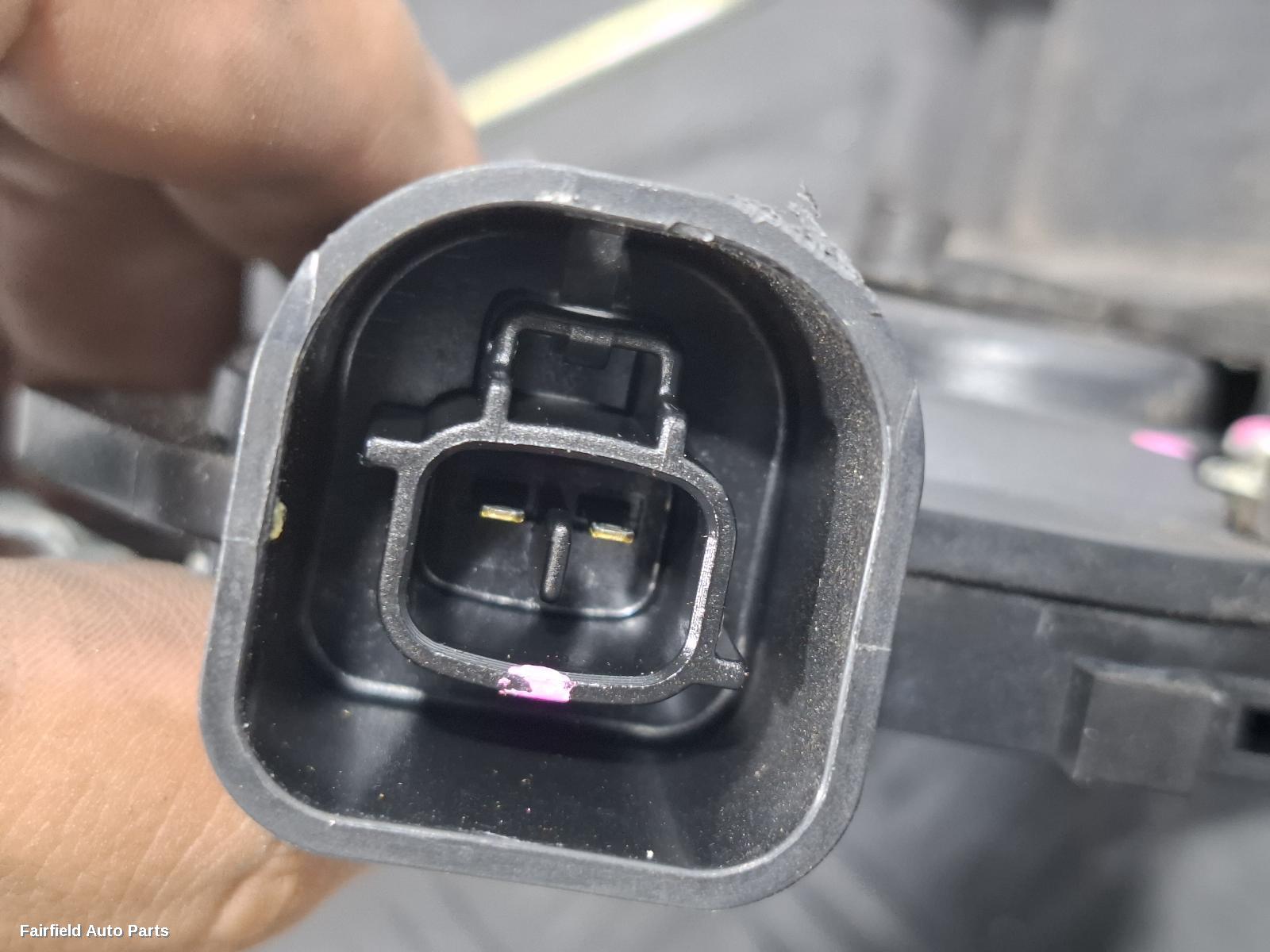 2001-2007 Toyota Corolla Door Boot Gate Lock