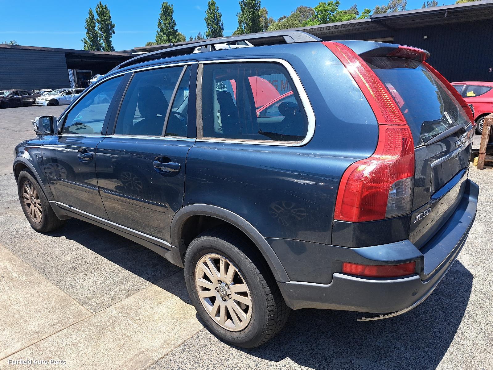 2003-2014 Volvo Xc90 Left Rear Door Sliding