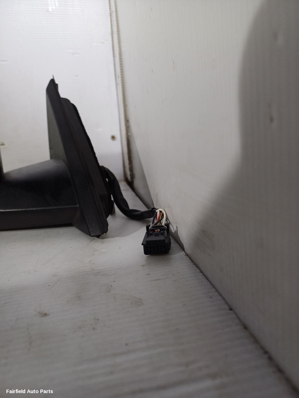 2019-2025 Renault Kaleos Right Door Mirror