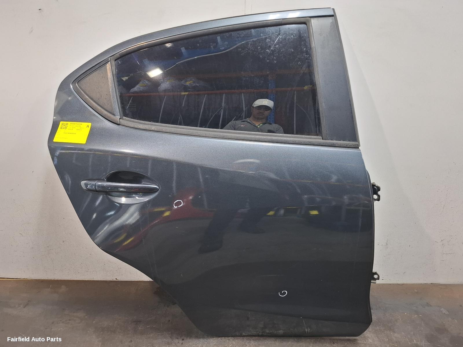 2014-2025 Mazda 2 Right Rear Door Sliding