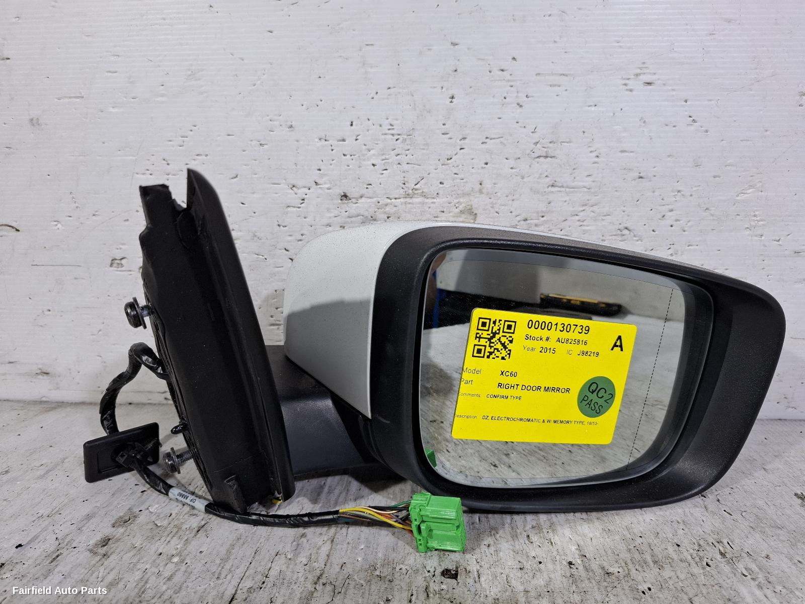 2013-2017 Volvo Xc60 Right Door Mirror