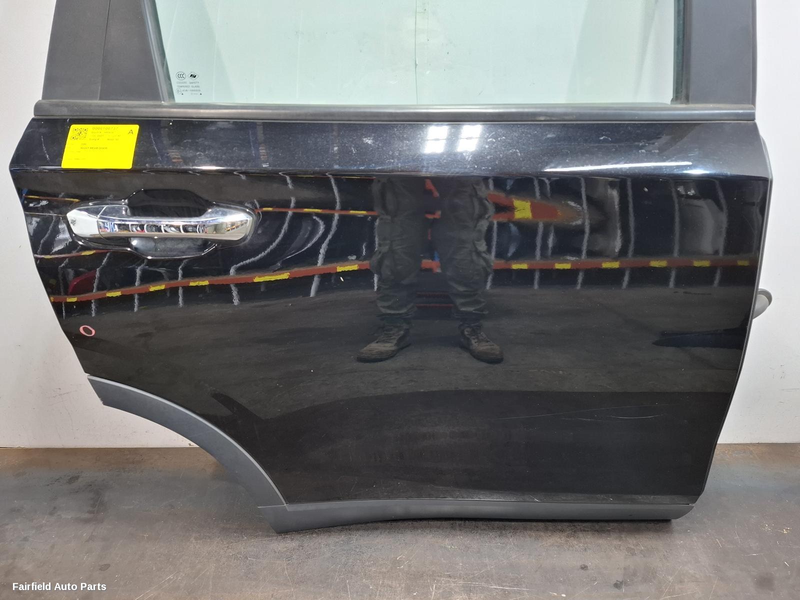 2017-2025 Ldv D90 Right Rear Door Sliding