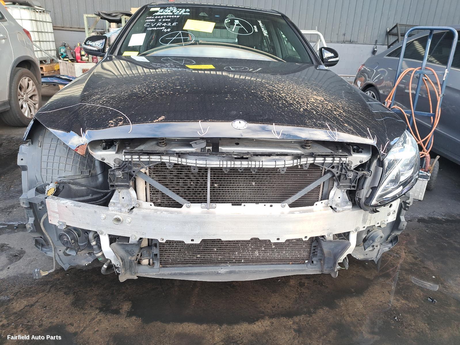 2014 Mercedes C Class Right Front Hub Assembly