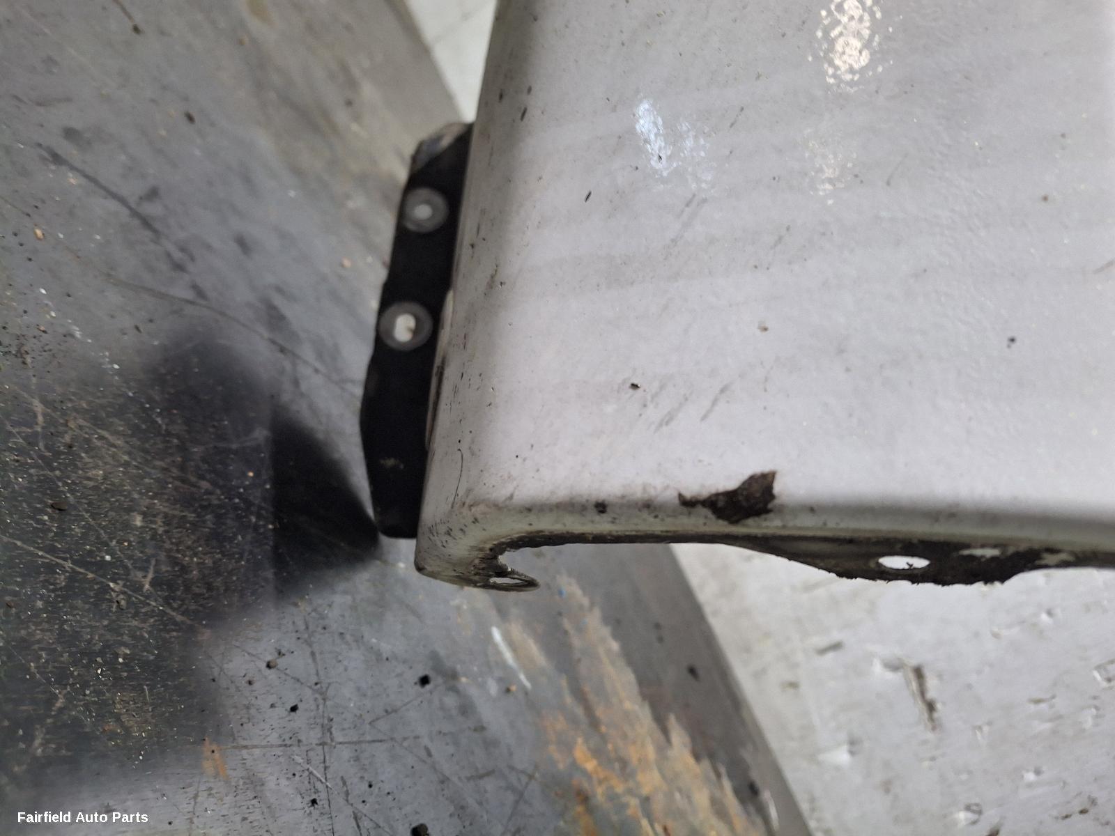 2009-2013 Mazda 3 Right Guard