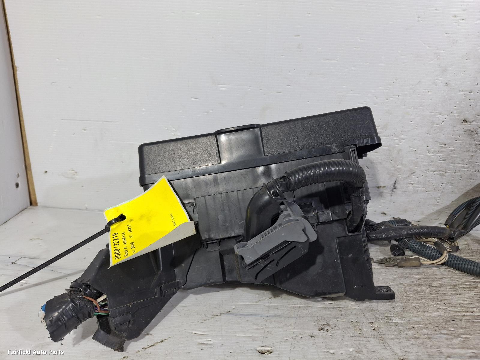 2007-2013 Toyota Corolla Fuse Box