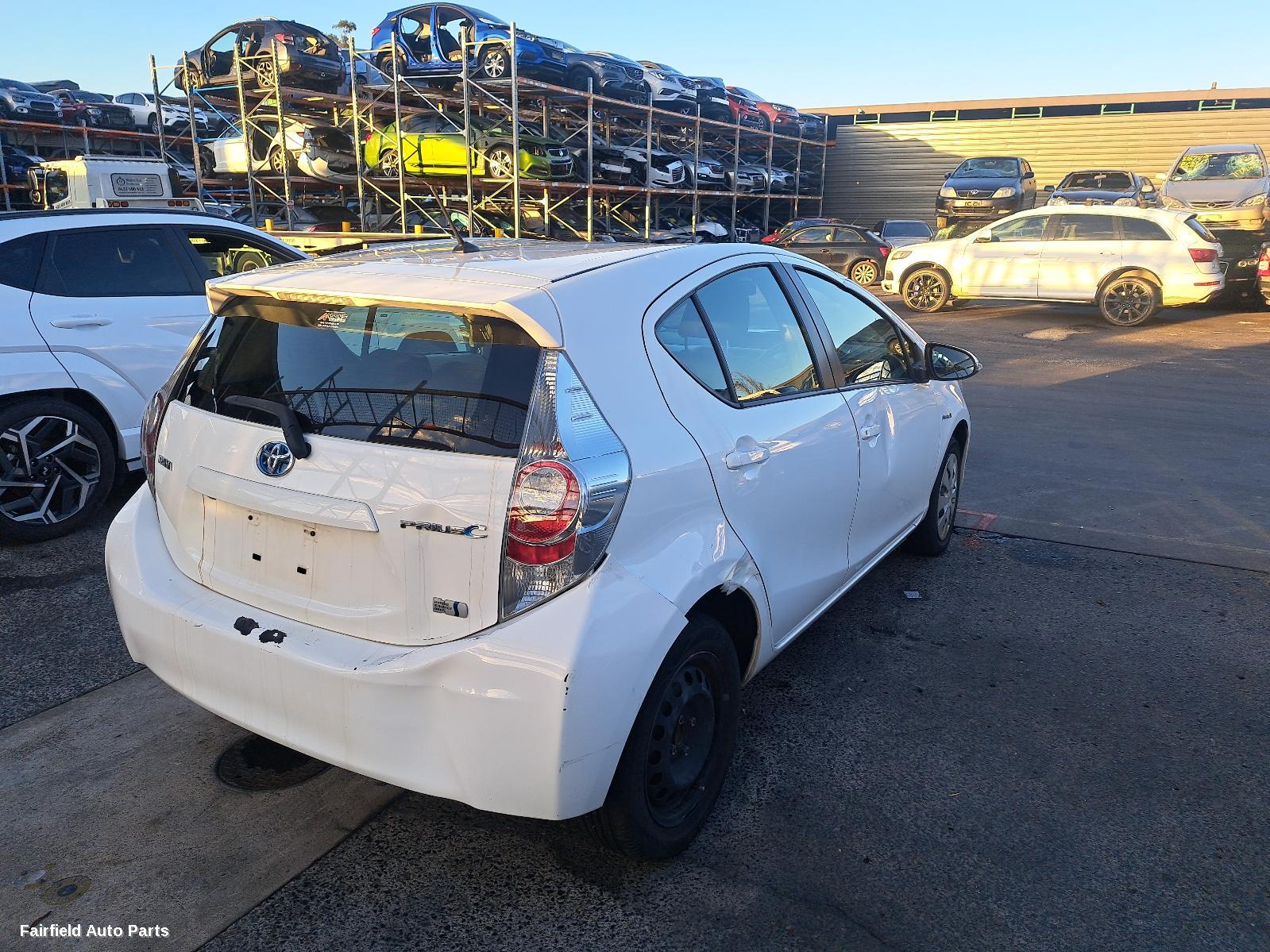 2014 Toyota Prius Left Taillight