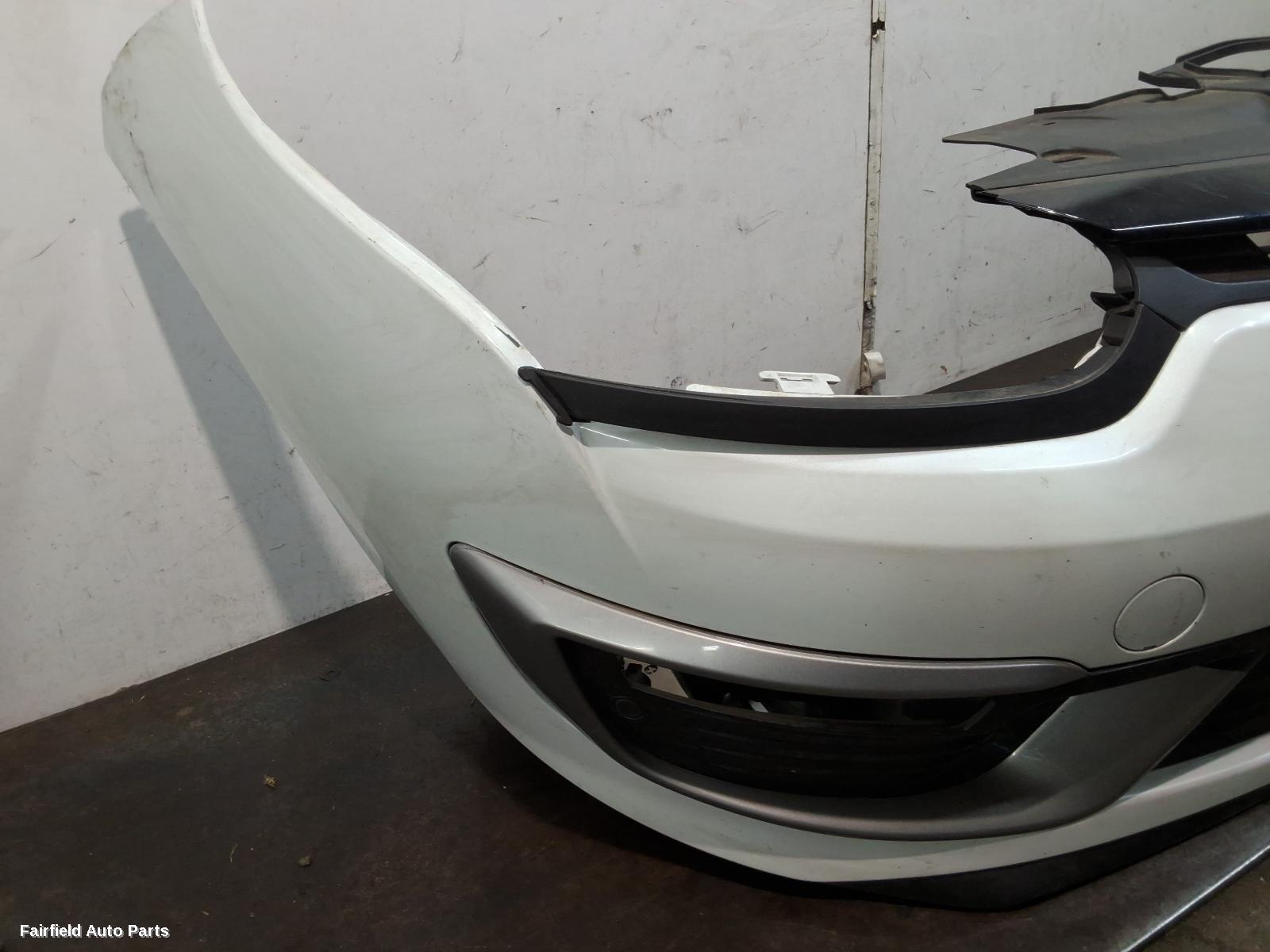 2014-2016 Renault Megane Front Bumper