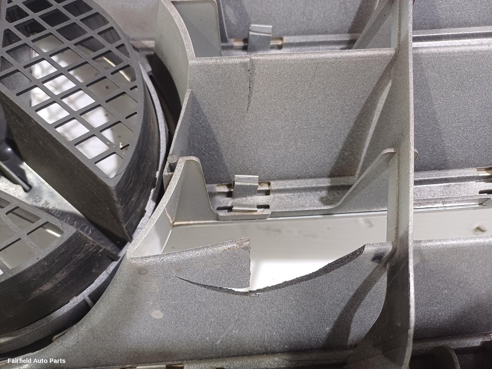 2011-2014 Mercedes C Class Grille