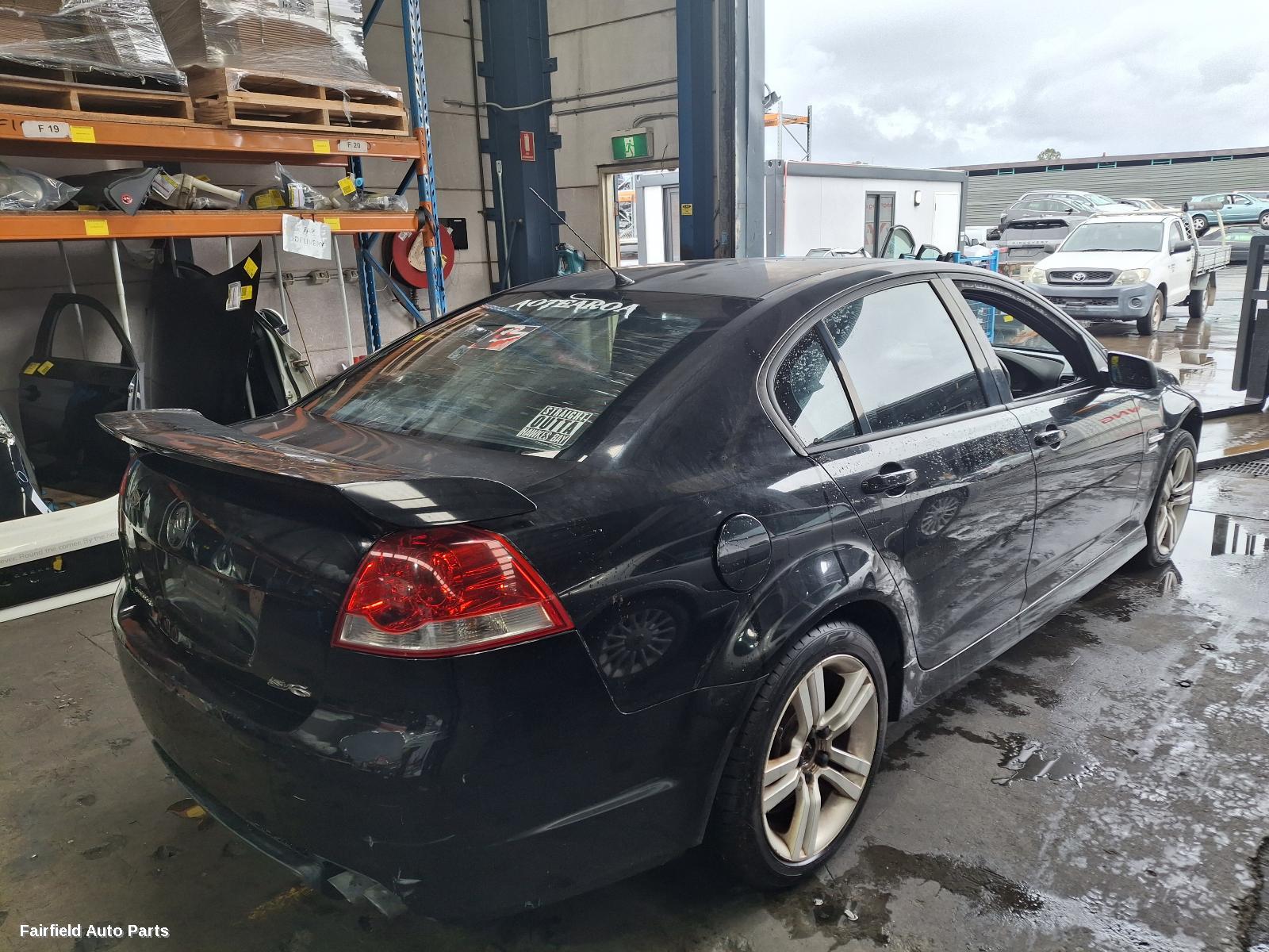 2007 Holden Commodore Right Guard