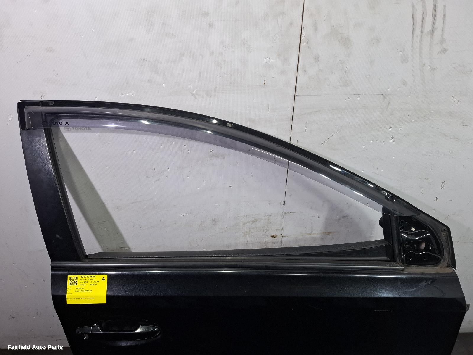 2012-2018 Toyota Corolla Right Front Door