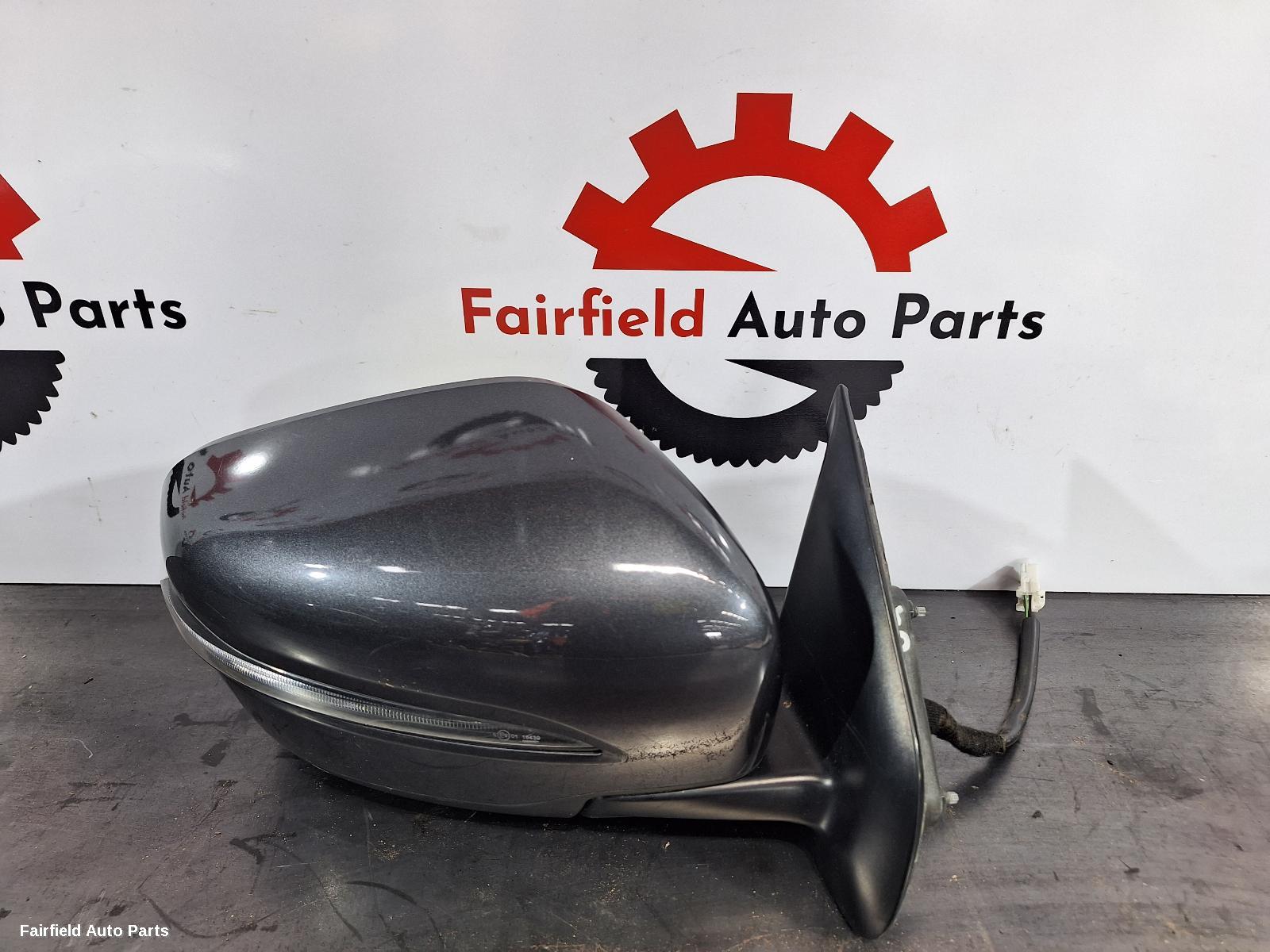 2018-2020 Mercedes X Class Right Door Mirror