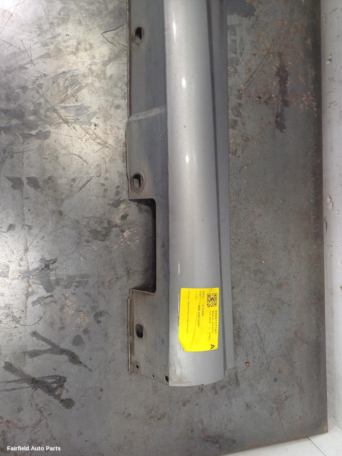 2011-2015 Mercedes C Class Side Step Skirt