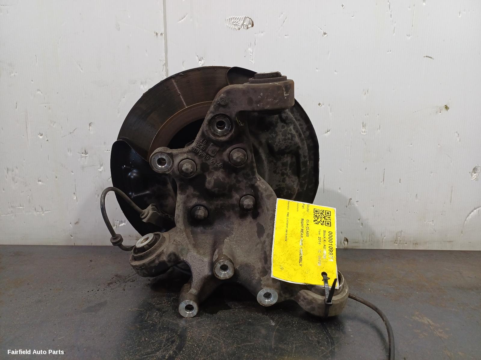 2013-2019 Mercedes Cla Class Right Rear Hub Assembly