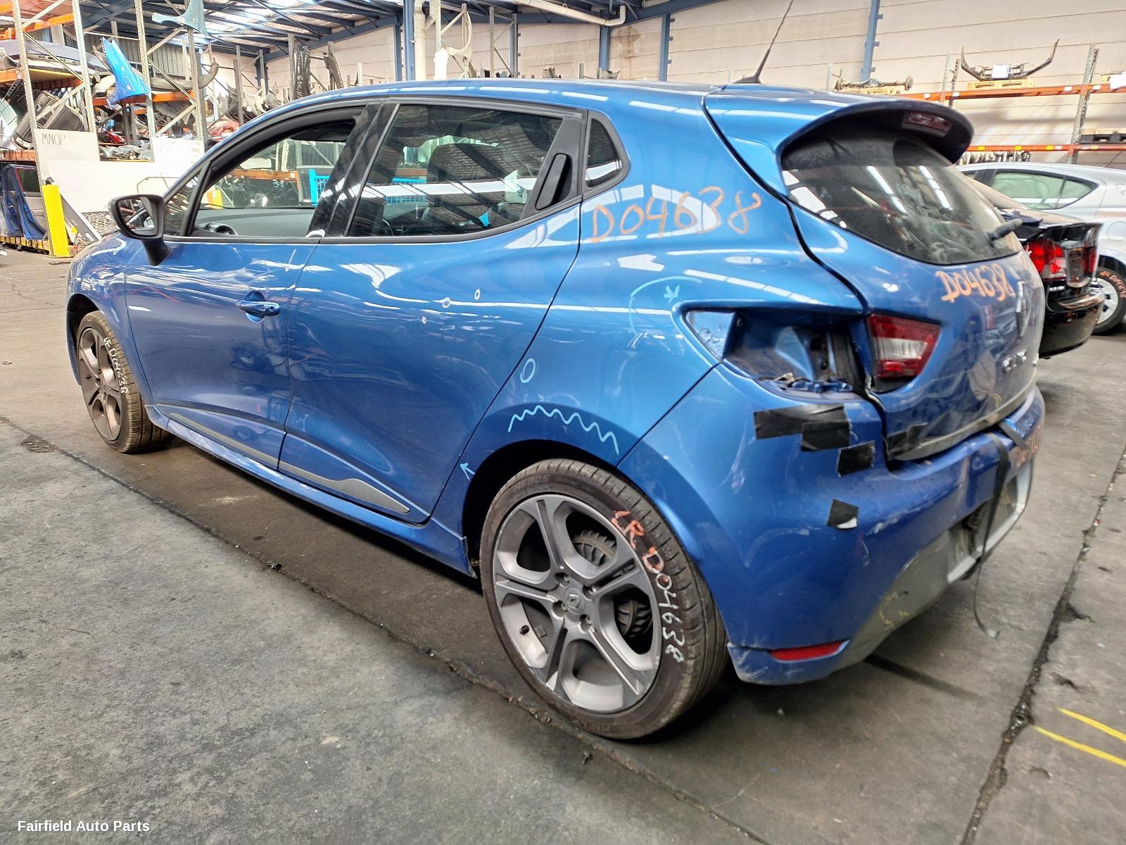 2014 Renault Clio Right Door Mirror