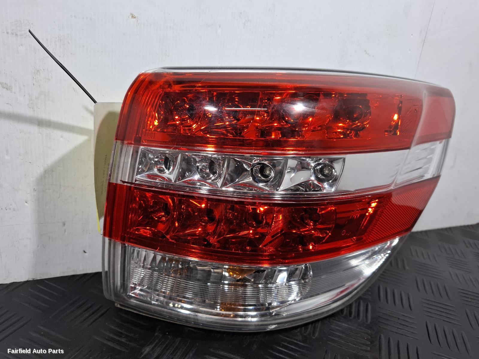 2014-2016 Nissan Pathfinder Right Taillight
