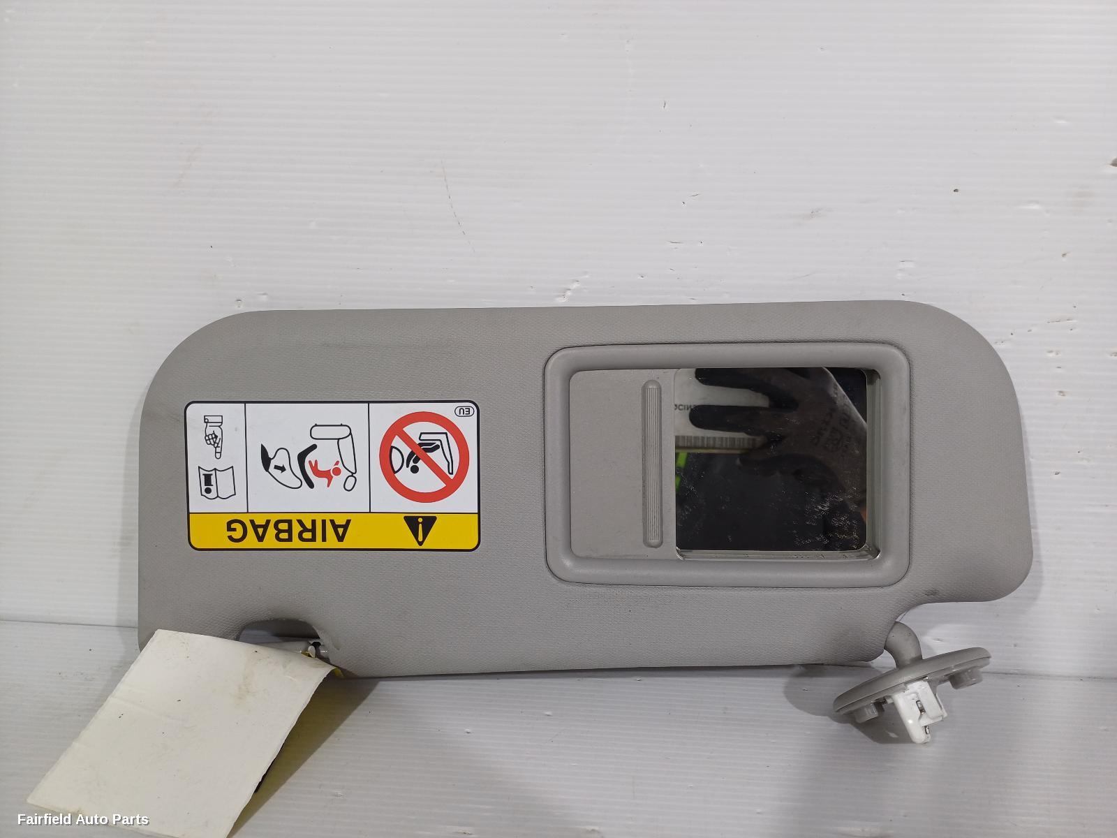 2018-2025 Toyota Rav4 Sunvisor