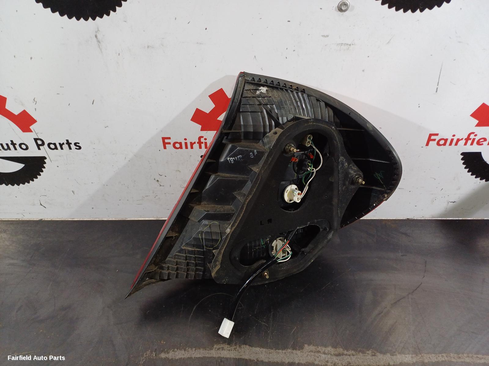 2002-2004 Toyota Camry Left Taillight