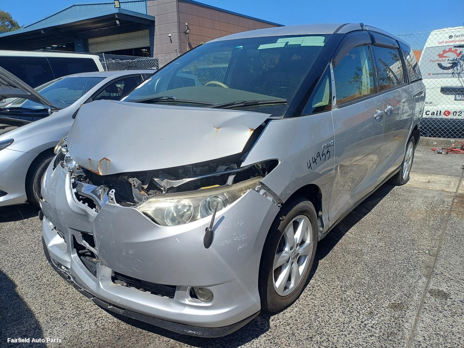 2009-2019 Toyota Estima Rear Garnish