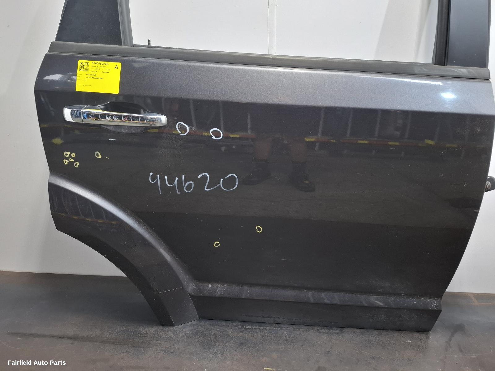2013-2017 Fiat Freemont Right Rear Door Sliding